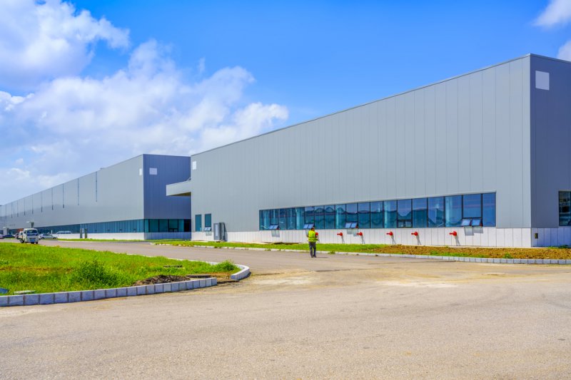 Industriehallen, Industrieanlagen und Co. Industriehallen, Industrieanlagen und Co.